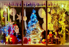 Foam window display christmas